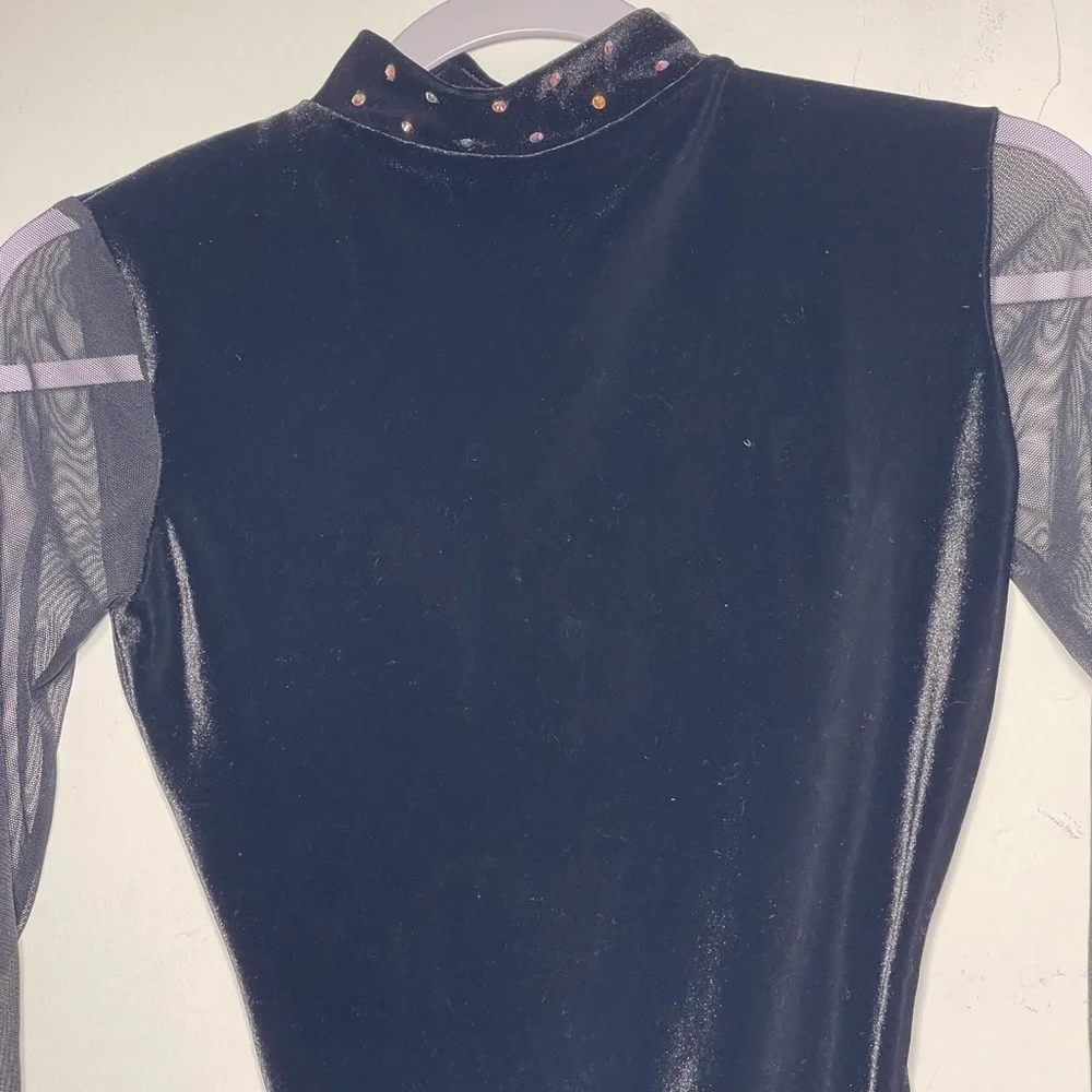Carol Dupuis Jazz Skin Black Velvet Mesh Sleeve Rhinestone Leotard Bodysuit used